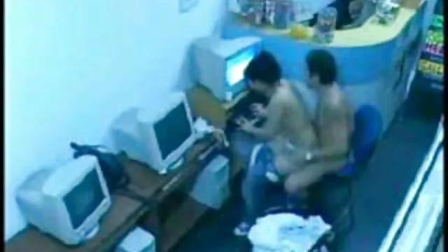 Dos maduritas ver porno ingles francesas y un chico