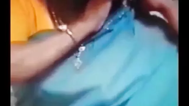 Adolescente rubia alcanza película pornográfica 2019 el orgasmo