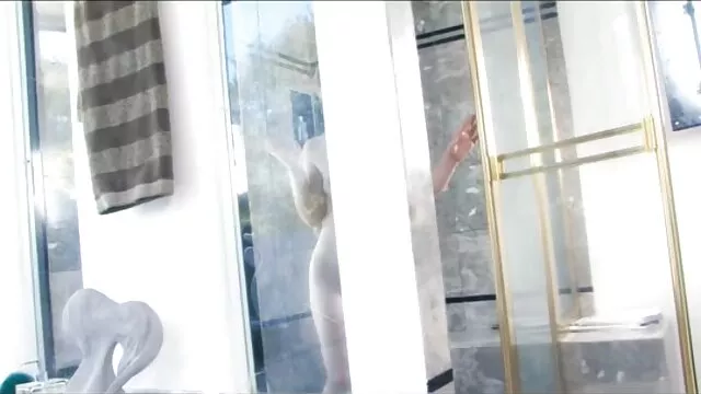 Brazzers - Pornstars Like It Big - Día con peliculas pornograficas en español Kagney Linn Kart