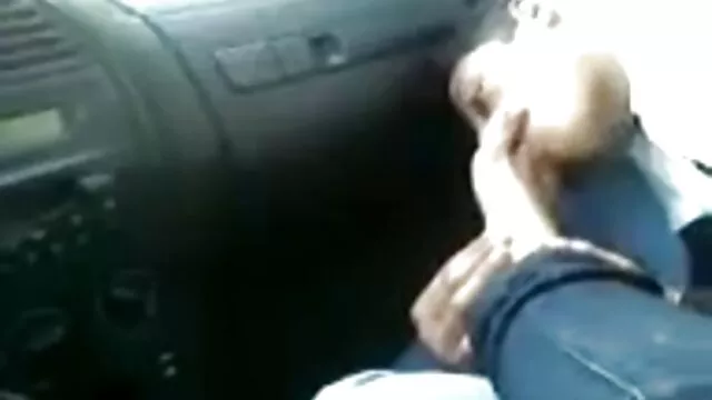 Rubia adolescente buen culo películas pornográficas italianas tetas jugando en el jardín