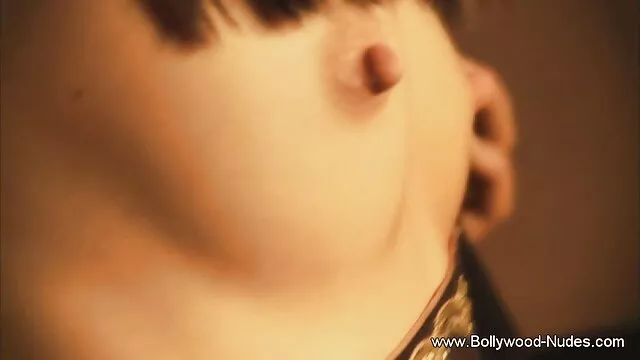 Trío interracial película pornográfica por favor con Lily LaBeau y Abella Danger