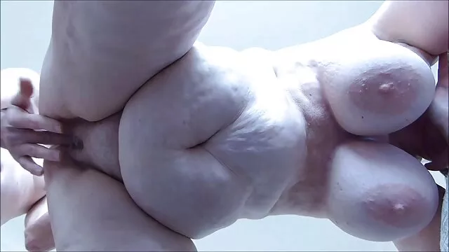 Caralia ver película pornográfica gratis Deluxe holt sich Sacksahne