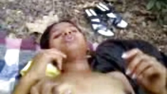 Abuela cachonda chupa y actrices disney porno folla a un chico más joven