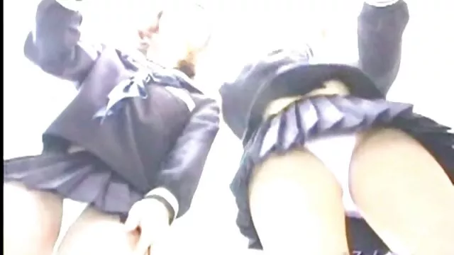 Rubias maduras y adolescentes película pornográfica caliente