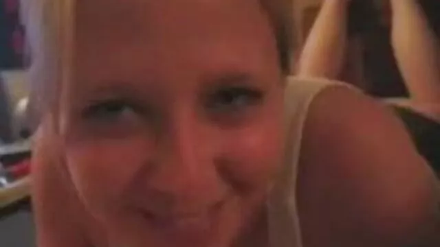 Big boobs ver porno gráfica regordete chupa y monta su polla